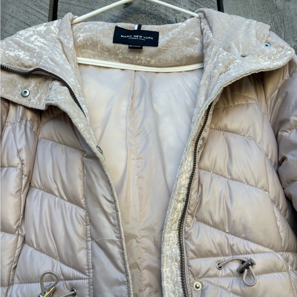 Marc New York Andrew Marc Coat with Hood in a Creamy Beige M - Picture 3 of 10